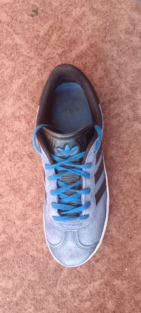 Adidas Gazelle 37,5р по устілці 24,5