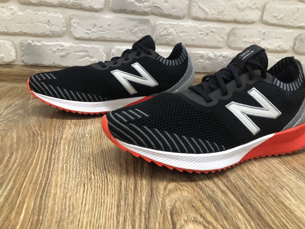 Кроссовки New Balance Fuel Cell Echo ,размер 45 (29см.) оригинал