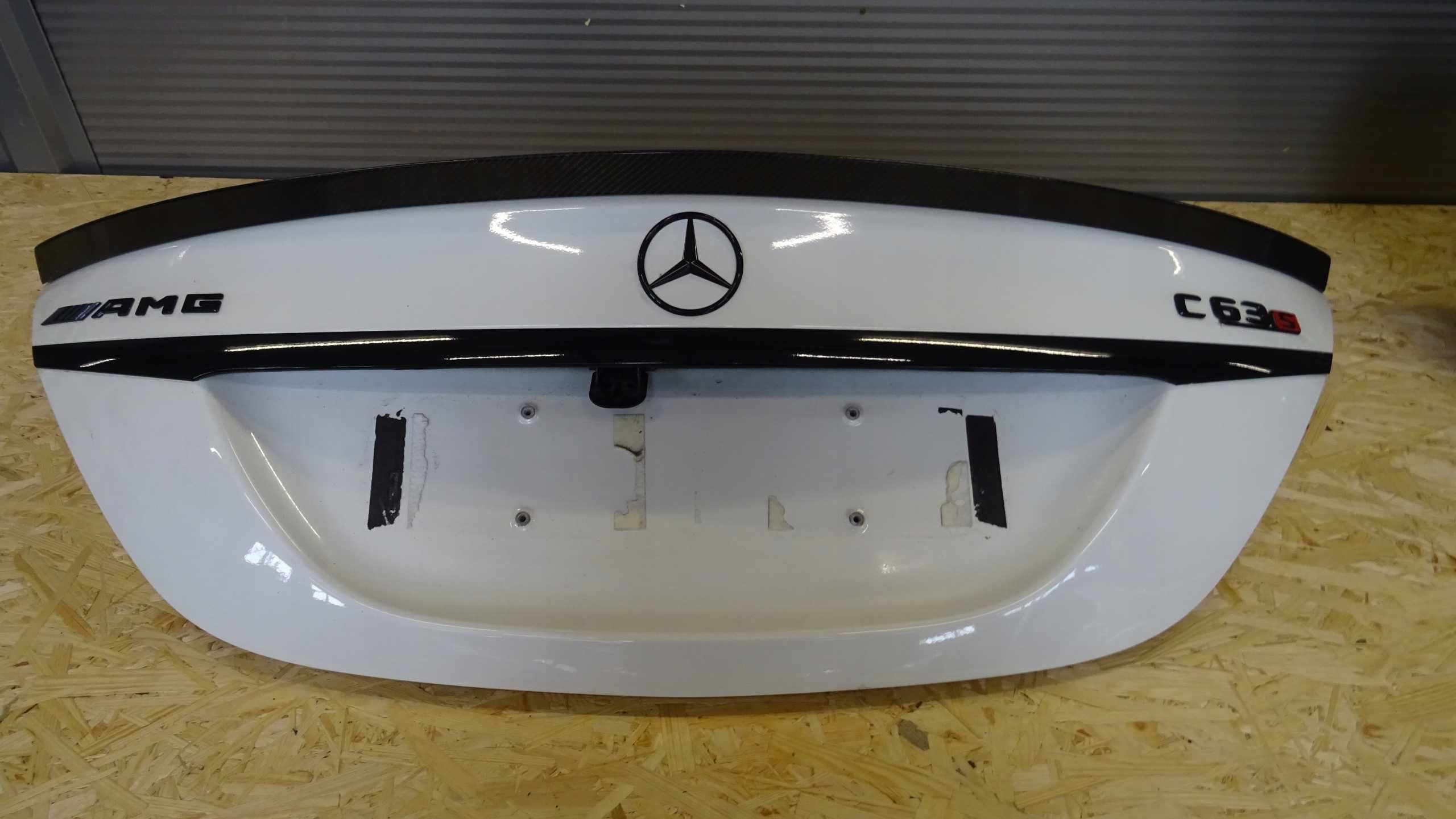 Mercedes C-Klass W205 Крышка багажника рестайл дорестайл