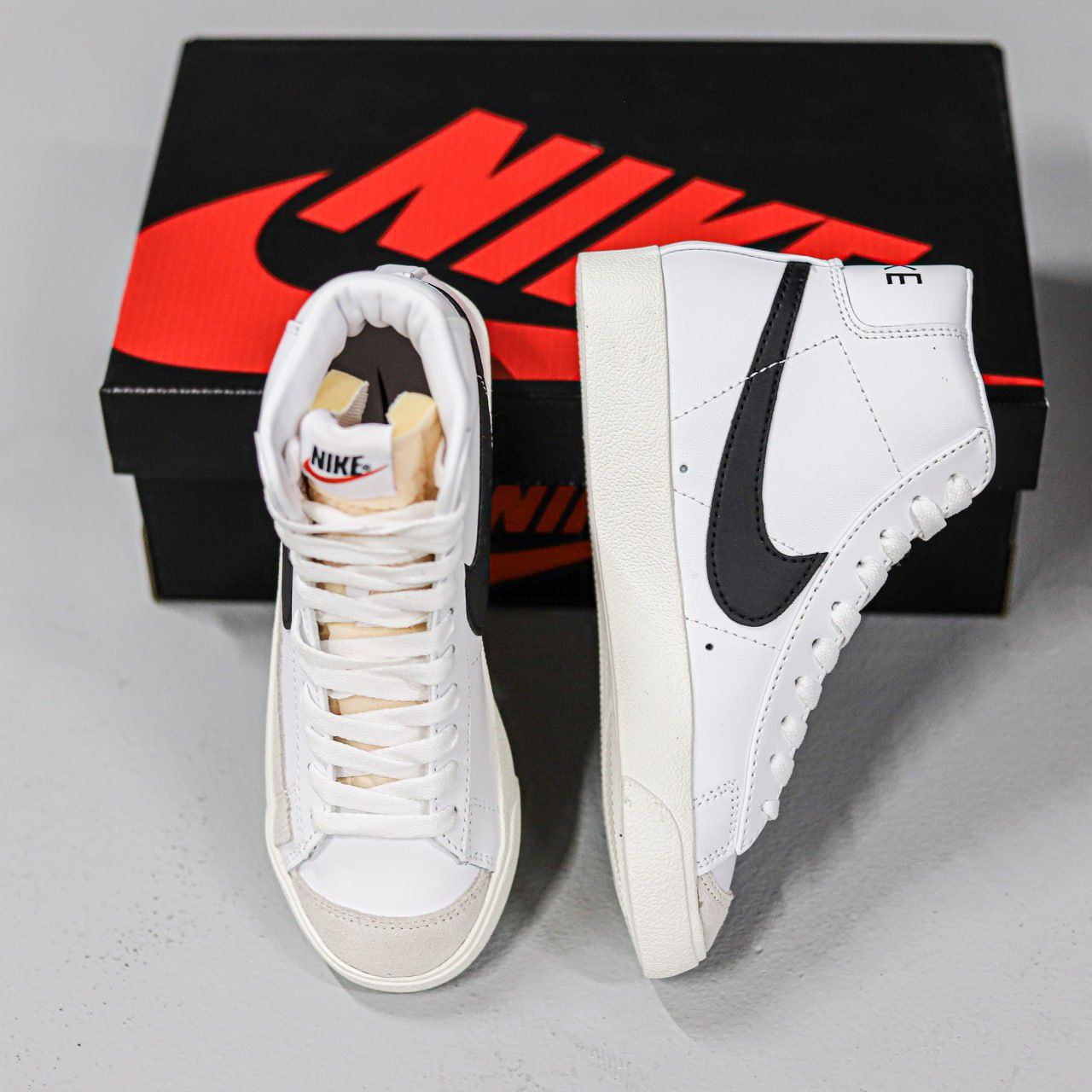 Мужские кроссовки  Nike Blazer Mid 77 Vintage White Black