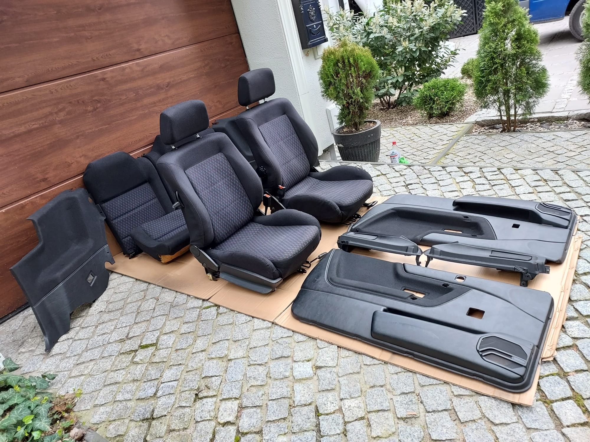 Komplet foteli+boczki w 100% oryginalny VW Corrado  Karmann