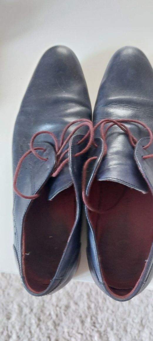 Męskie buty że skóry