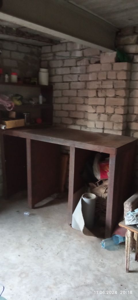 Верстак слесарный.