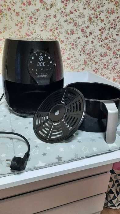 Фритюрниця - Emerio AF-125830.2.