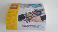 LEGO 4121 - 2szt. szufelka do klocków + separator.
