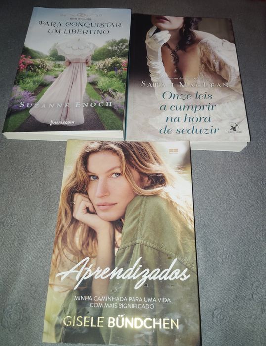 Livros de Romance de Várias Escritoras Usados