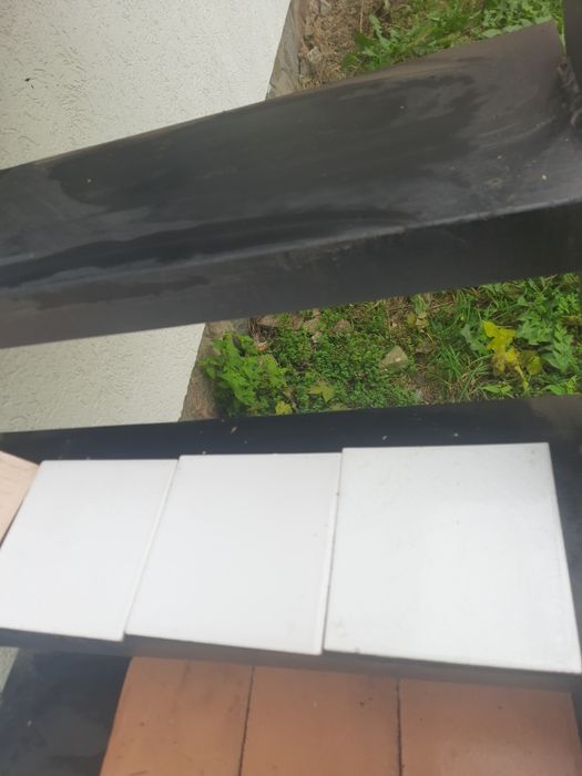 Продам плитку 15×15 біла ,50 шт15×25 коричнева .20 шт