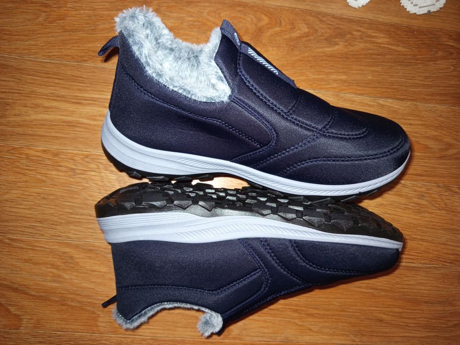 Продам мужские зимние  ботинки ,28 см р.