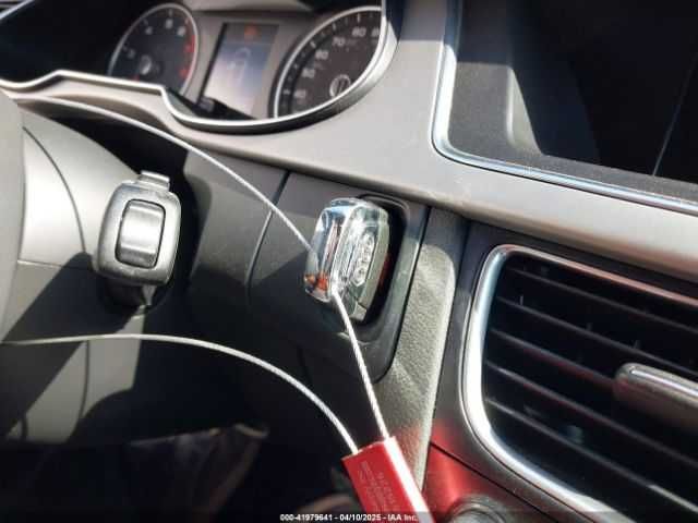 AUDI A4 2.0T Premium 2015