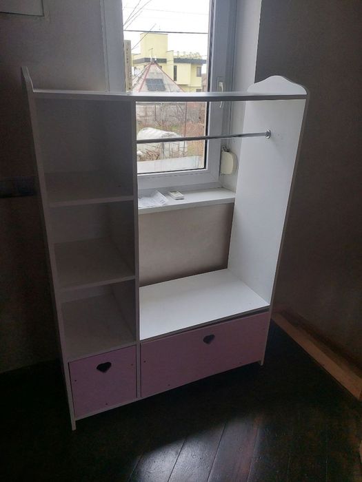 Меблі в дитячу дівчинці