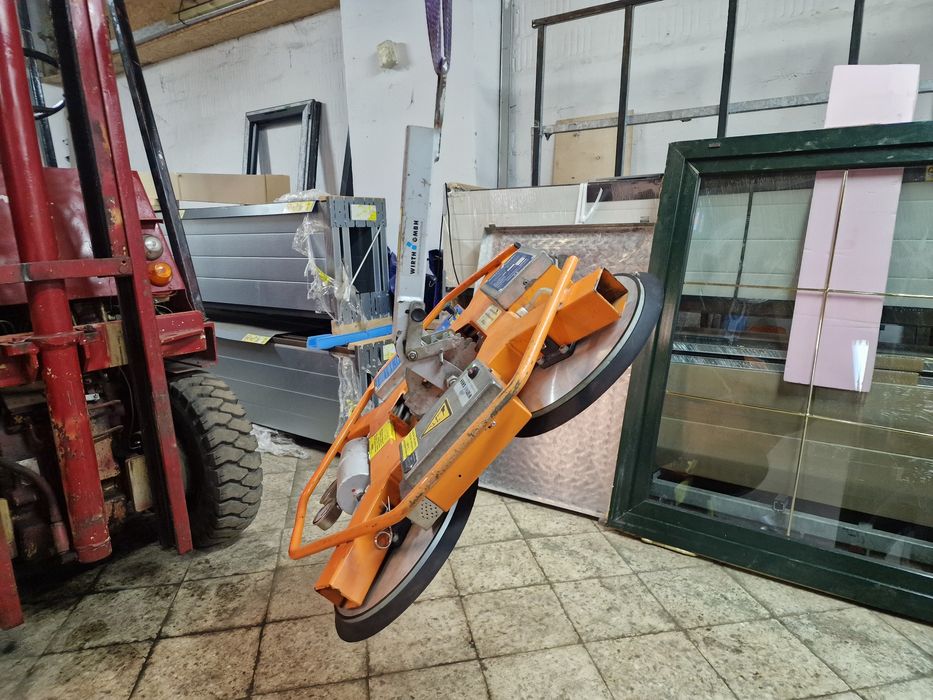 Chwytak podnośnik próżniowy  wirth