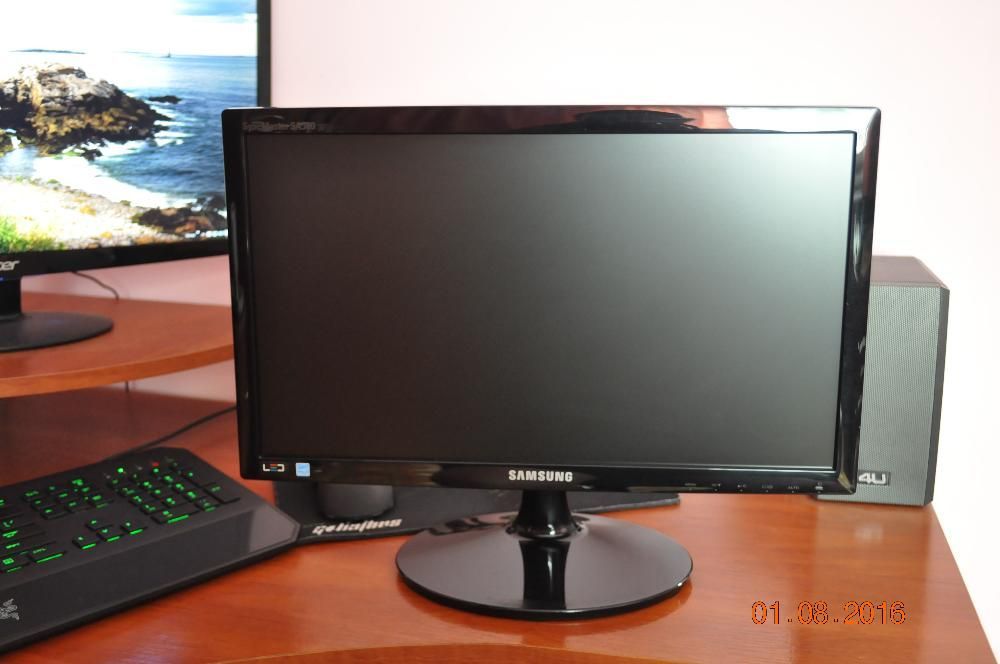 Samsung S19A300B