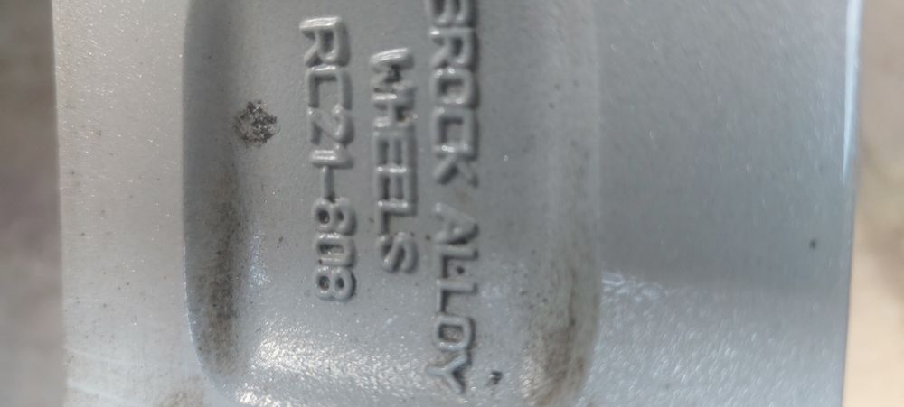 Литі диски на r18