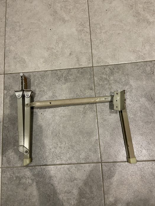 Розкладний механізм Алеко для диванів і крісел