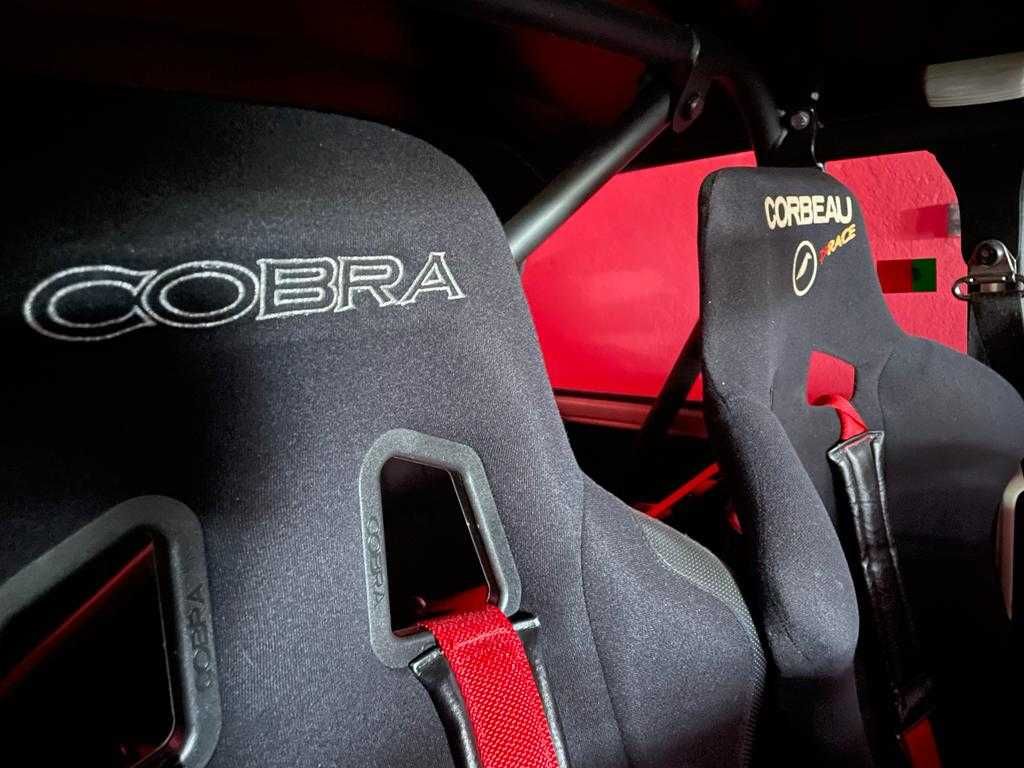 Mini 1275 GT para passeios e provas desportivas.