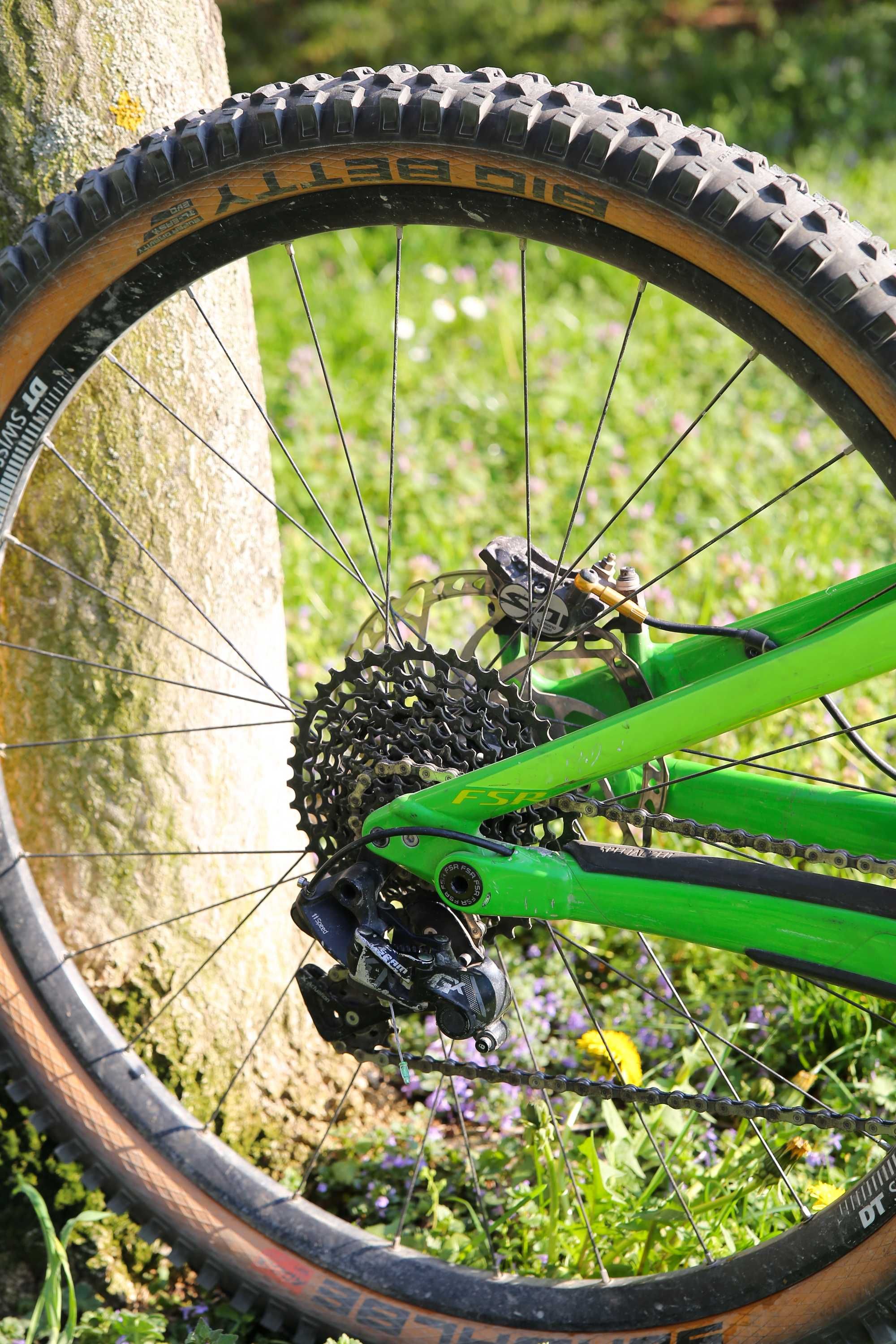 Specialized Enduro 29 M FSR Lyrik Monarch Saint Downhill Freeride MTB
