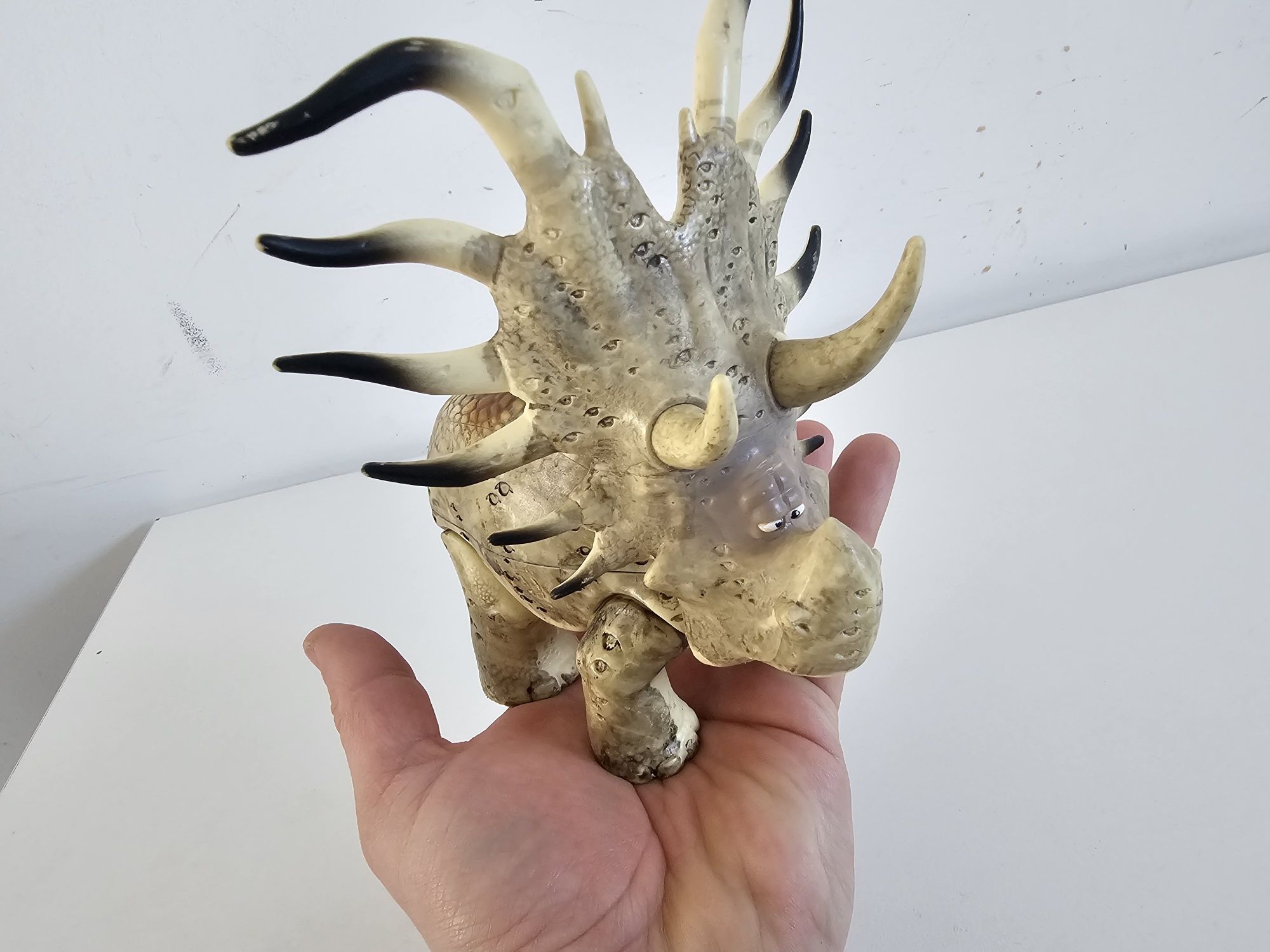 Dobry Dinozaur, Wawrzyniec Osika, figurka