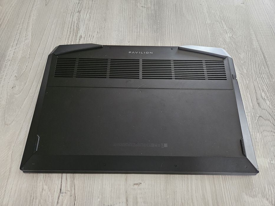 Laptop gamingowy HP 17-cd1016nw /i7-10750H/RTX 2060 6GB/16GB/17,3" IPS