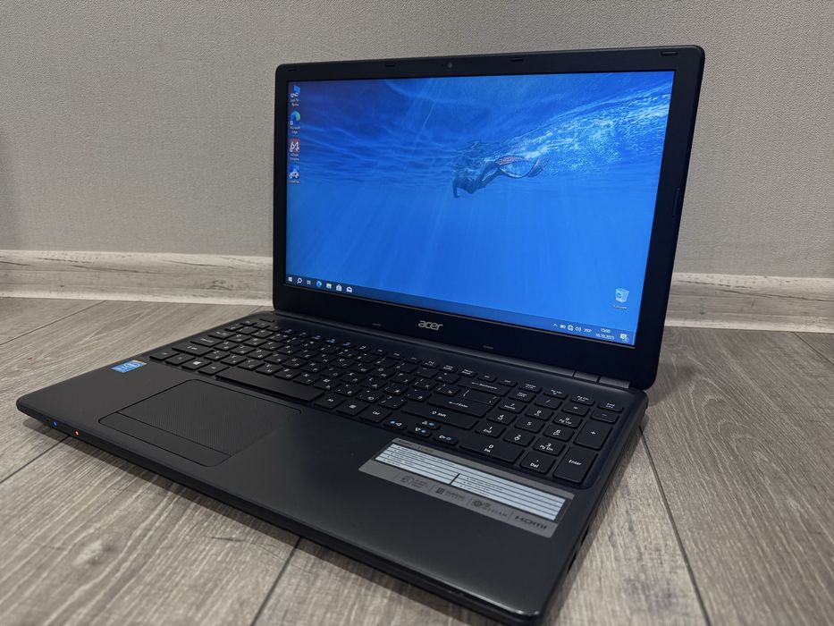 Ноутбук Acer. I3, 8Gb, нова SSD128Gb, налаштований, батарея.
