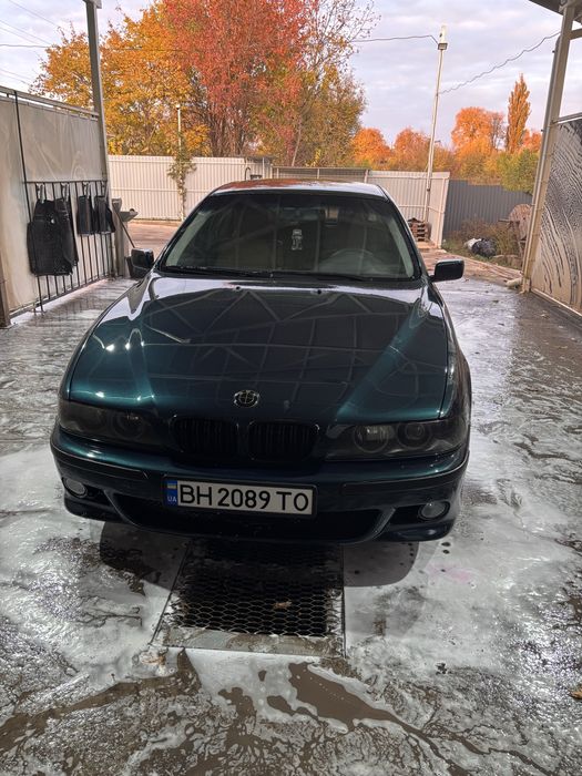 Продам бмв е39 м52б28