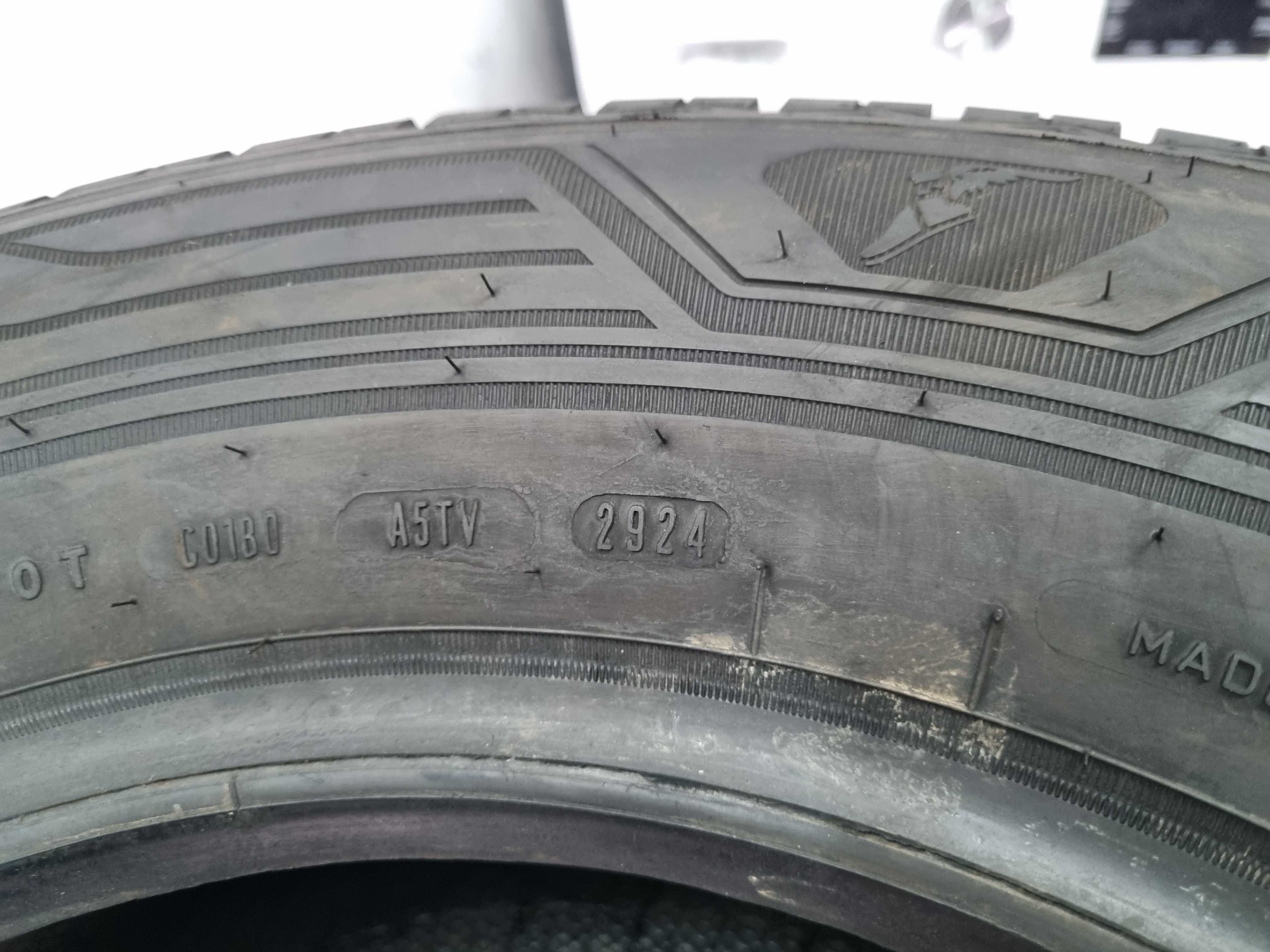 235/65/16C 115/113S Goodyear Vector 4seasons Cargo D.2924