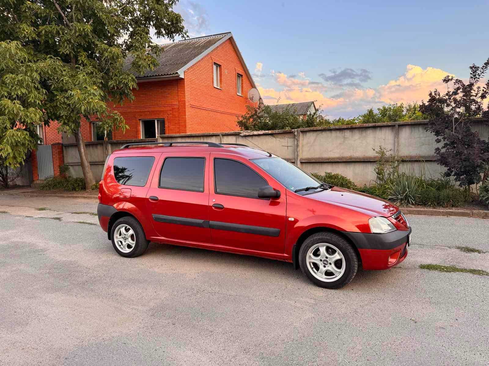 Продам Dacia logan MCV 2007 року