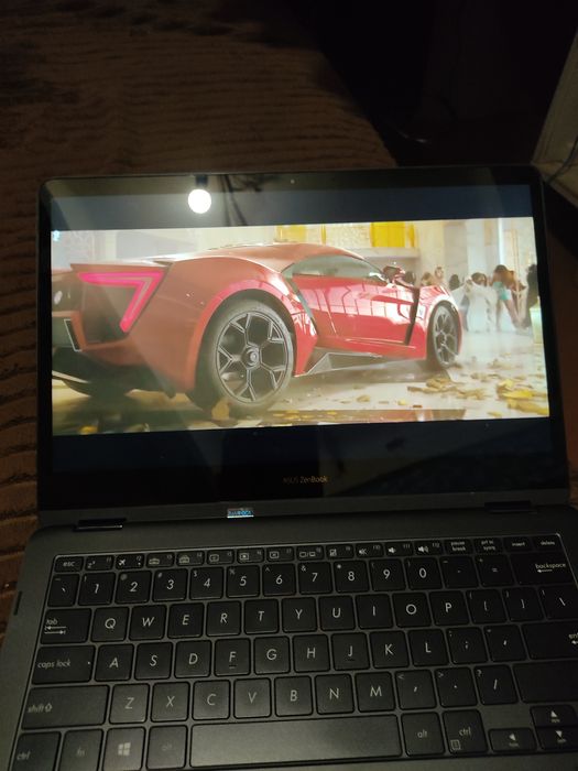 Asus Zenbook  Flip S UX370UAR i7 8550U  SSD 512 16gb ddr4