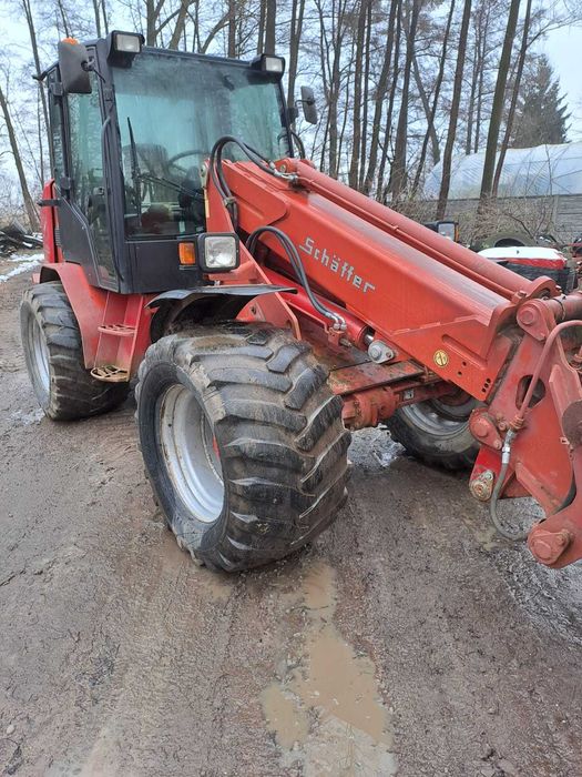 Ładowarka przegubowo-teleskopowa Schaffer 900T
