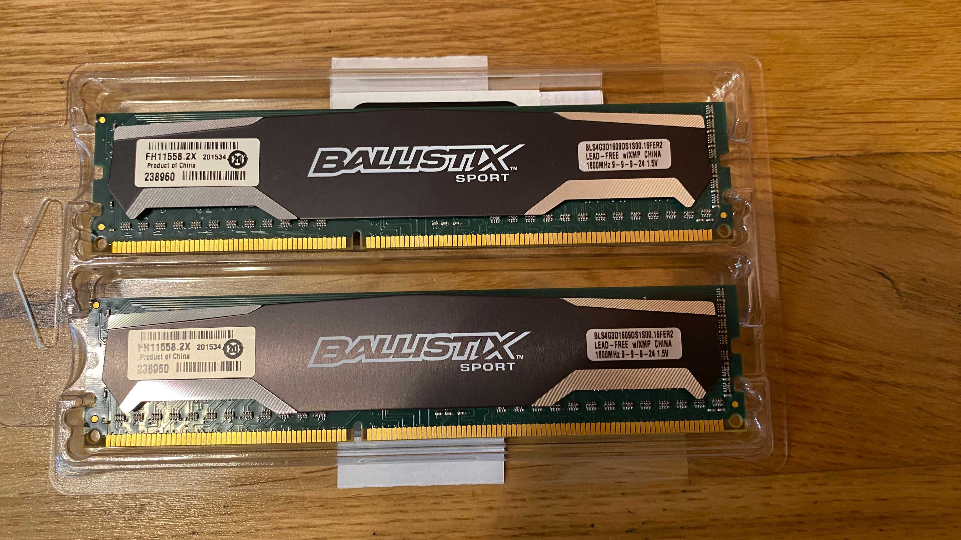 Komputer i7 920 2,6GHz GA-X58A-UD3R, 256GB SSD, 16GB RAM bez obudowy