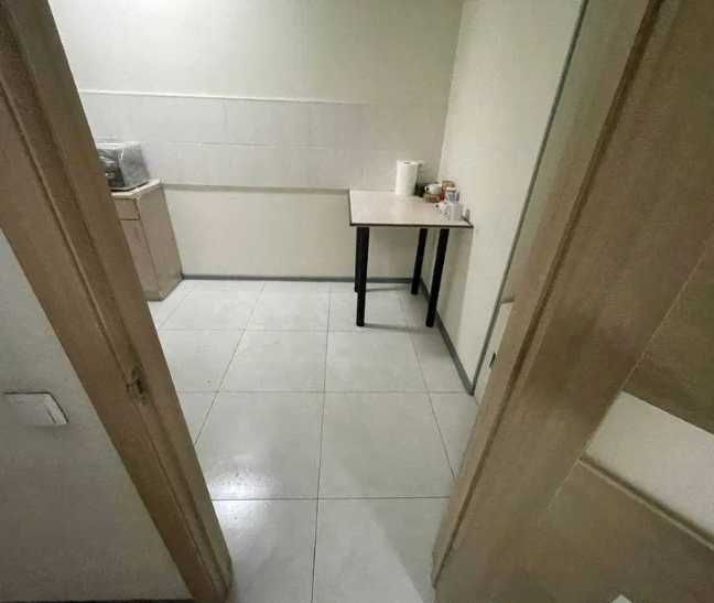 Оренда, офісне приміщення з ремонтом, окремий вхід, нф, 60 кв.м, метро