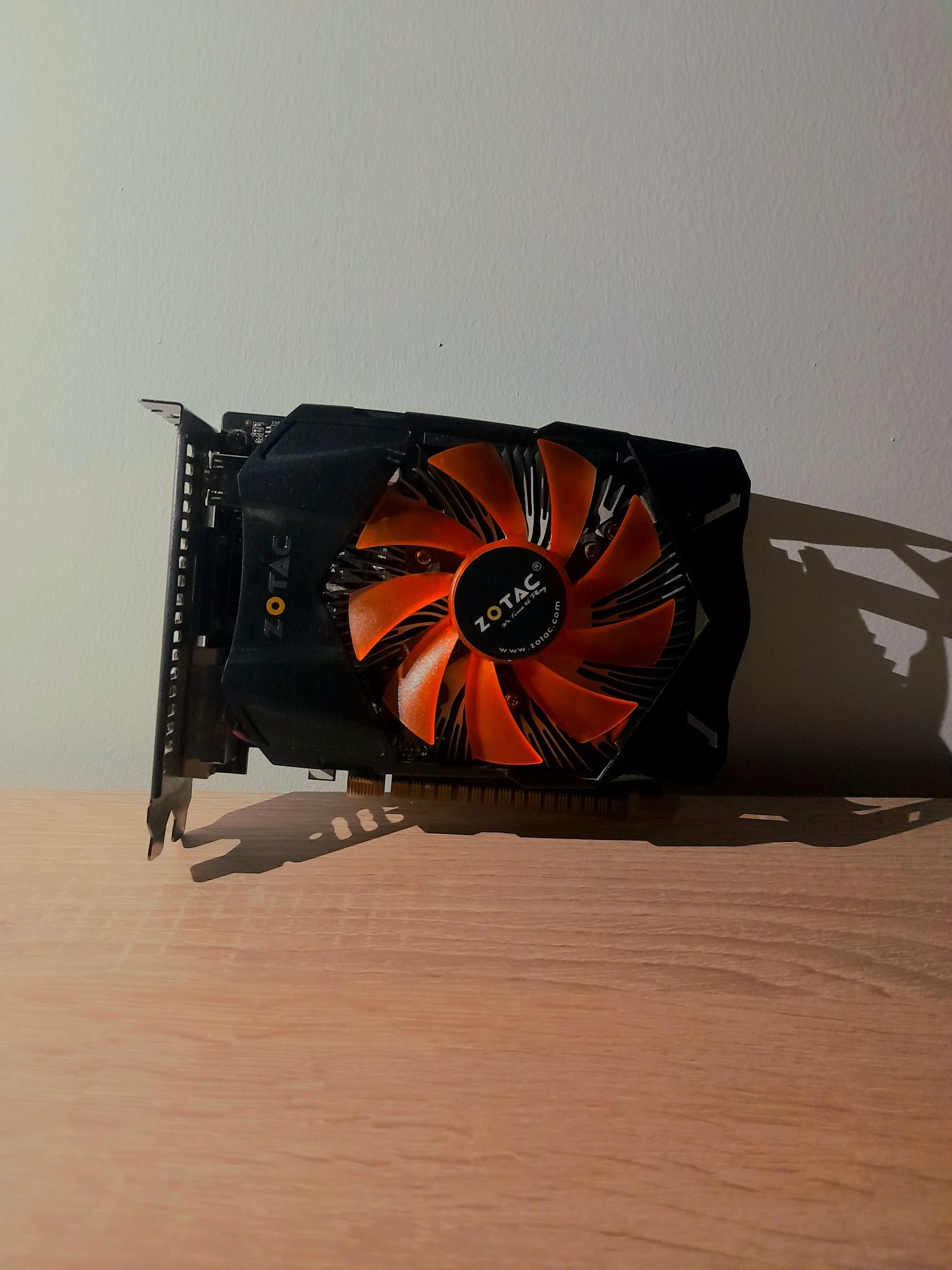 Karta graficzna Zotac GTX 650 Synergy Edition 1GB