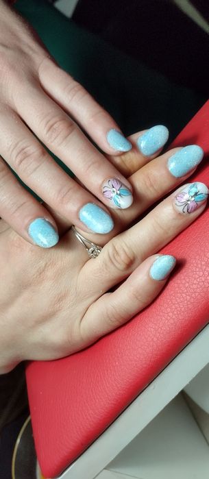 Манікюр.Педикюр.Нарощування нігтів