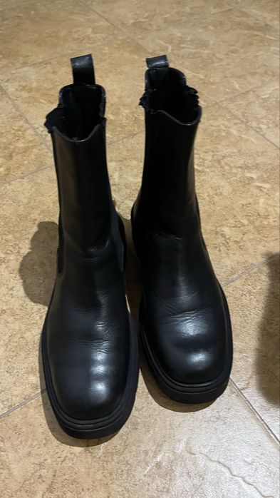 Damskie buty Gino  Rossi