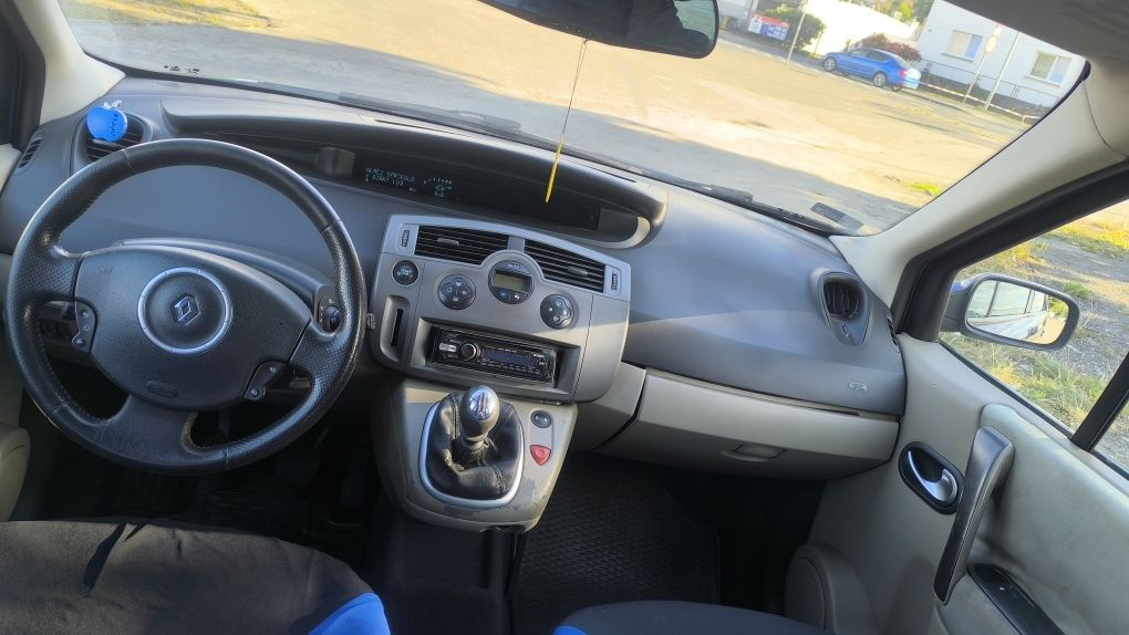 Renault Megane Scenic II 2006r. 1.5 DCI 18 cali