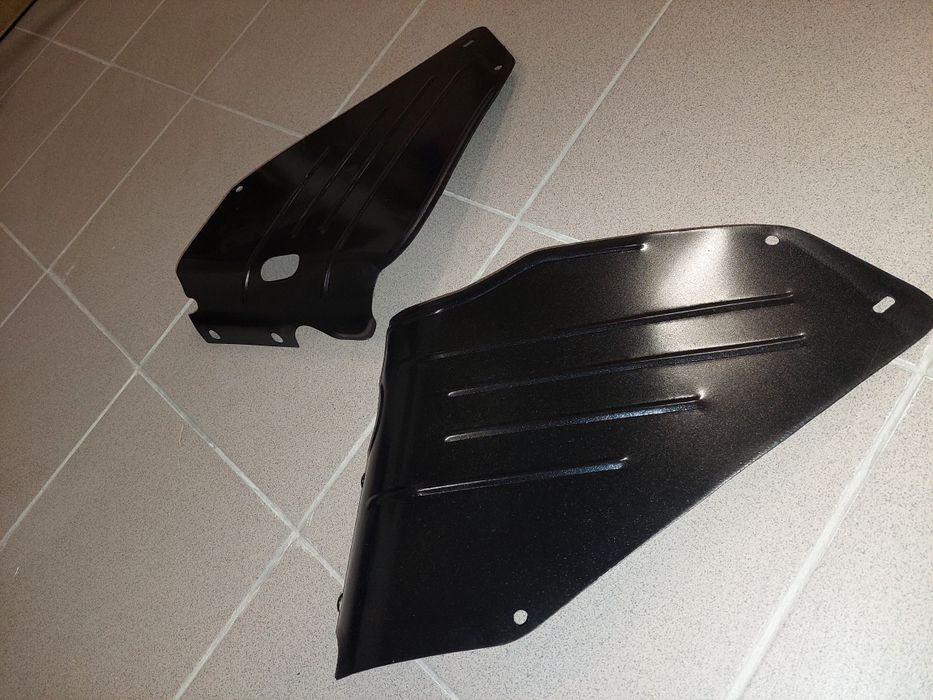 Boczki oslony silnik rama wsk125 m06-b1 dwuramowka metalowe
