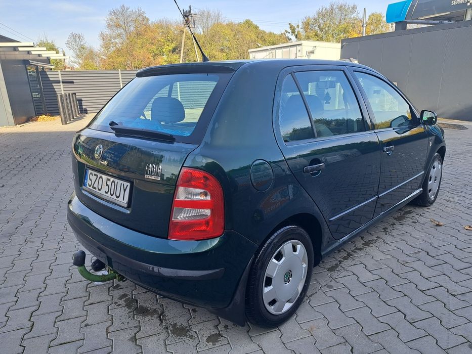 Skoda Fabia 1.4 benzyna/ 2000r / Stan dobry/