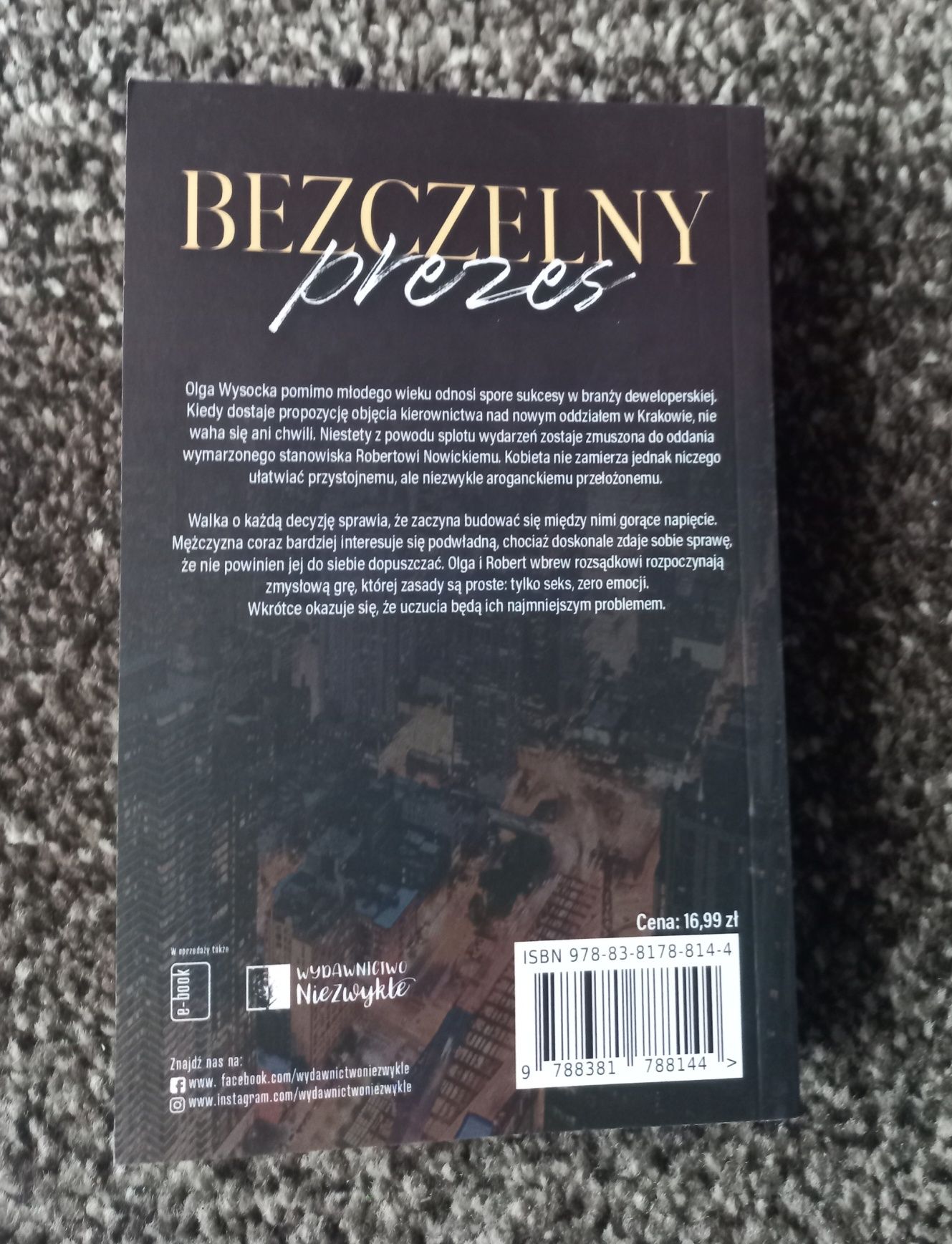 Bezczelny prezes Meg Adams