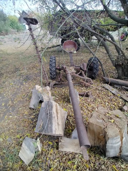 Конная косилка...