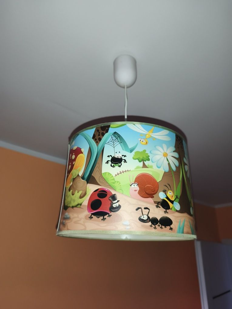 Lampa do pokoju dziecięcego