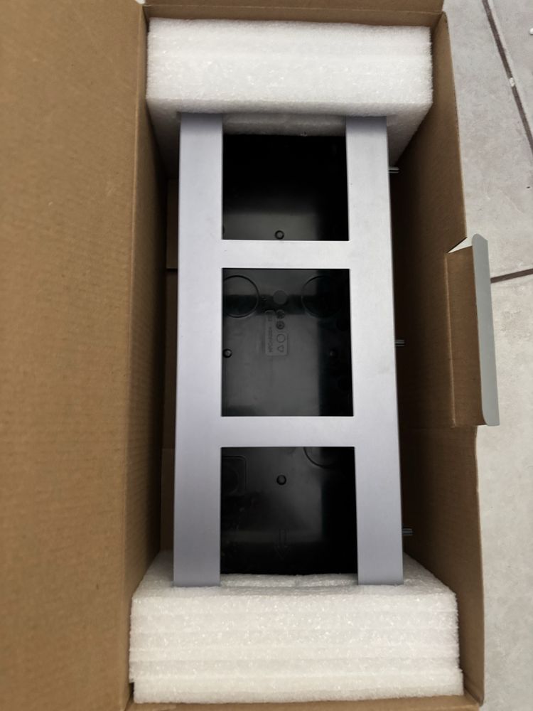 Wideodomofon Hikvision DS-KD8003-IME1(B) klawiatura i czytnik