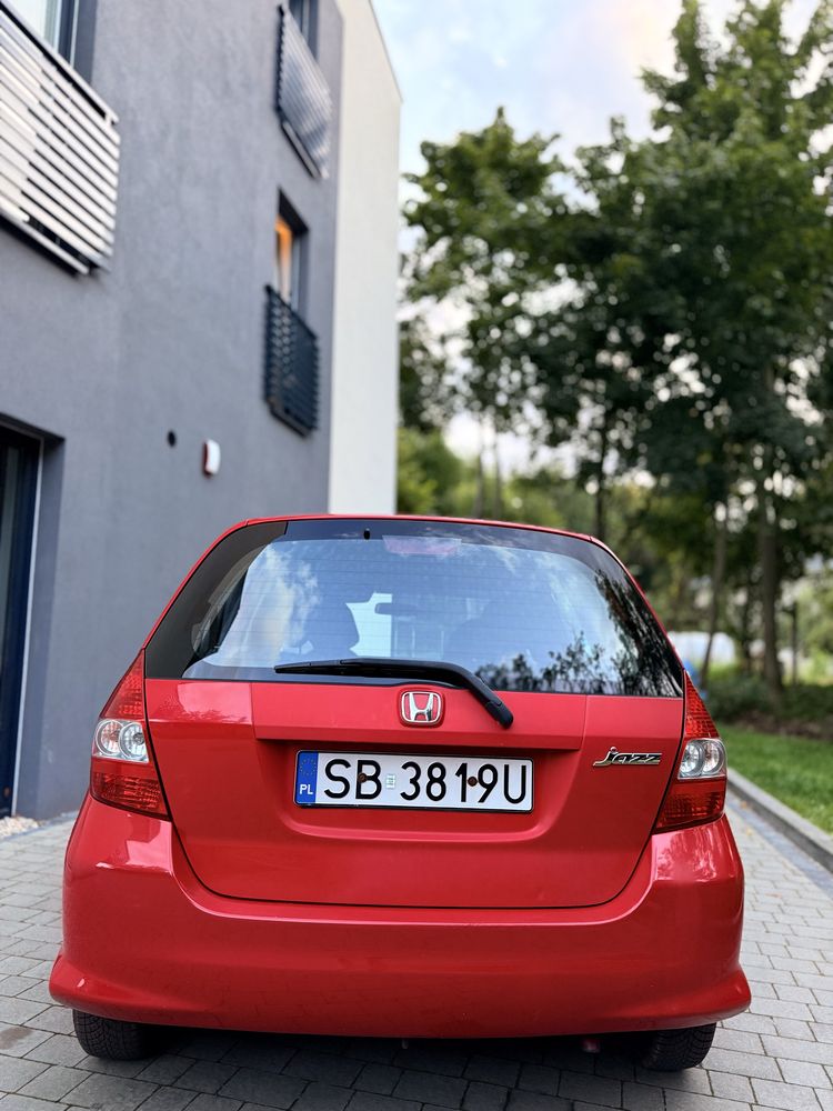 Honda Jazz 1.3 Benzyna 78KM. 2006r. Klimatyzacja Niski przebieg 140tys