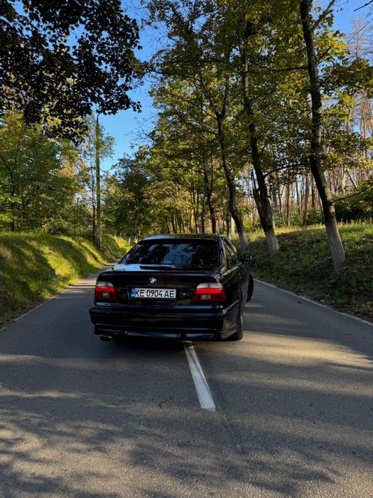 Продам БМВ Е39 3.5 V8 m62b35 безванос