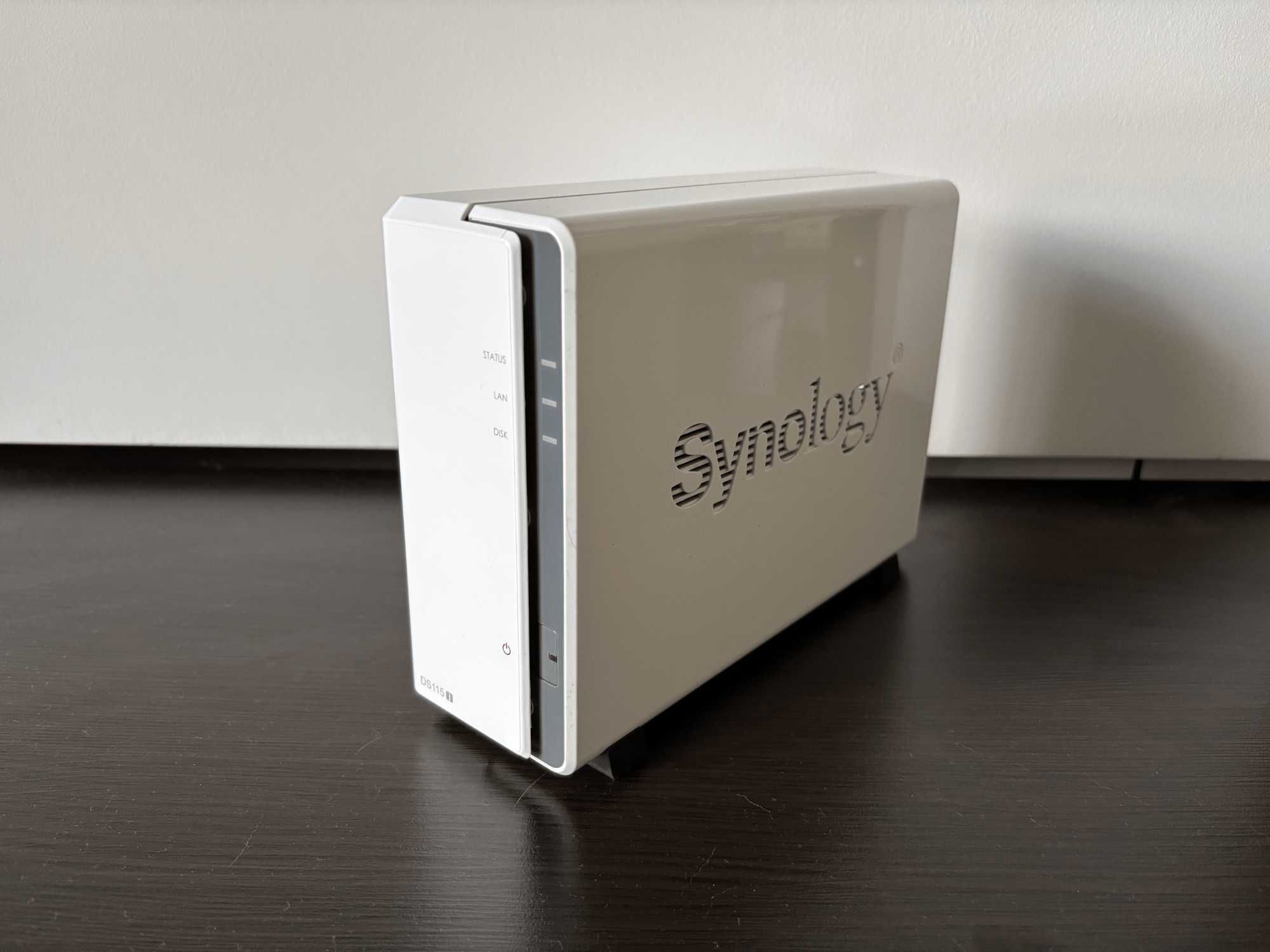 Serwer NAS: Synology DS115j + Dysk HDD 1TB WD Red