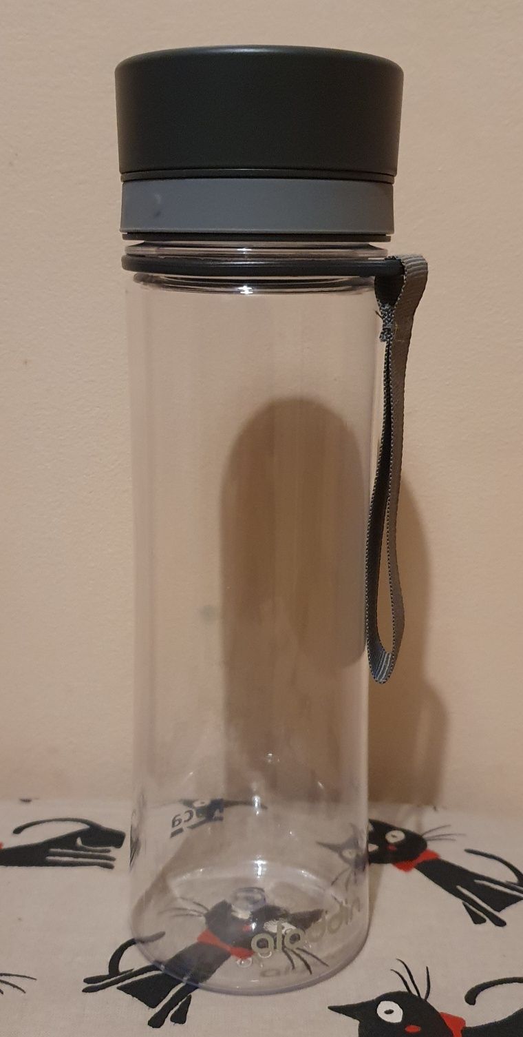 Butelka bidon na napoje plastikowa 0,6 l