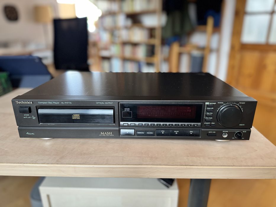 Odwarzacz CD Technics SL P477A