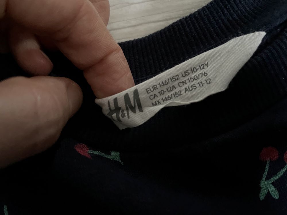 Krótka bluza bluzka H&M granatowa wiśnie 146/152