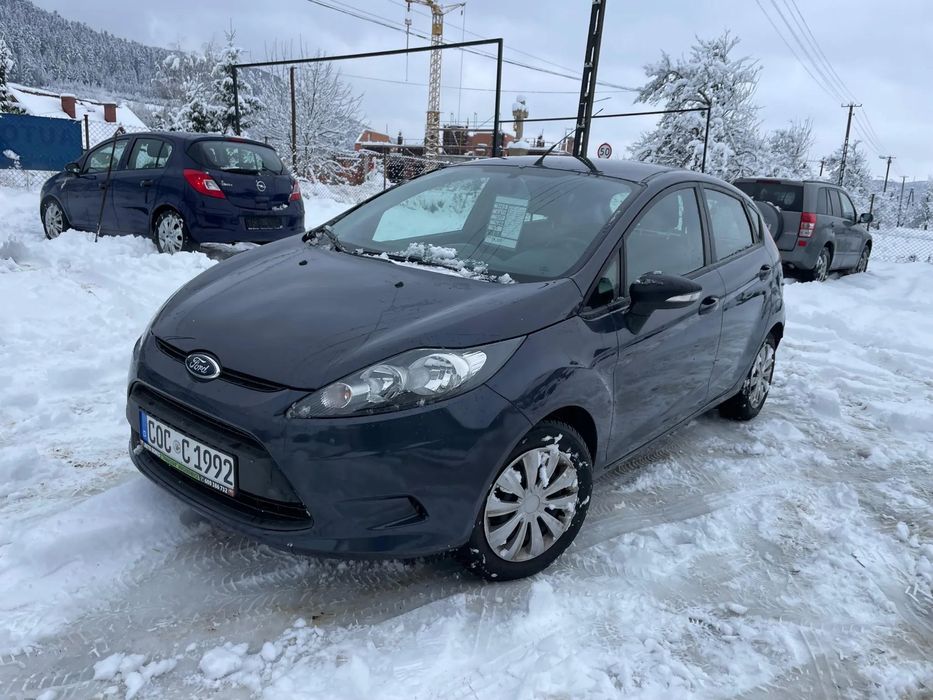 Ford Fiesta 1.2 16V 5 drzwi klima