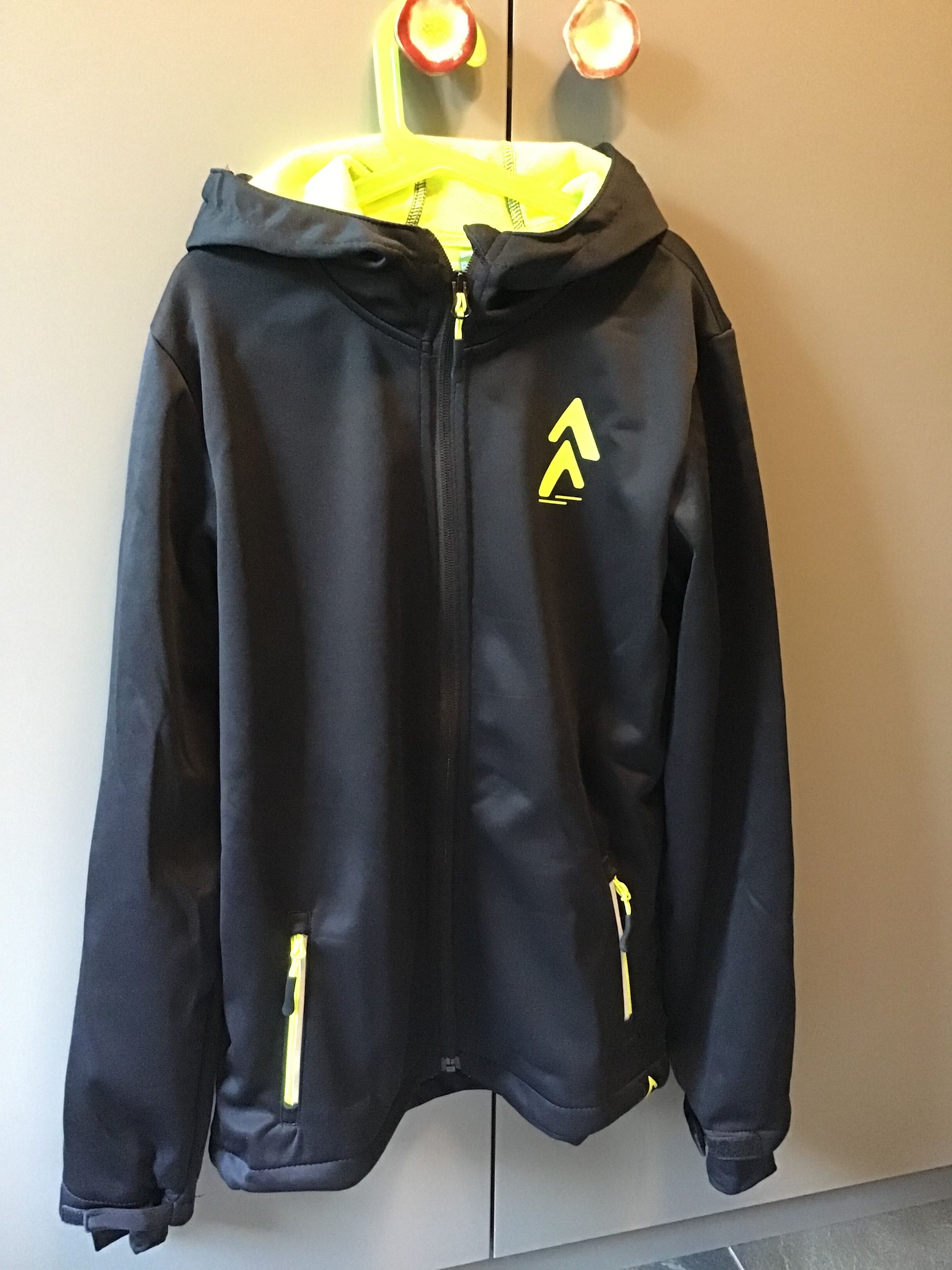 Softshell czarny nowy