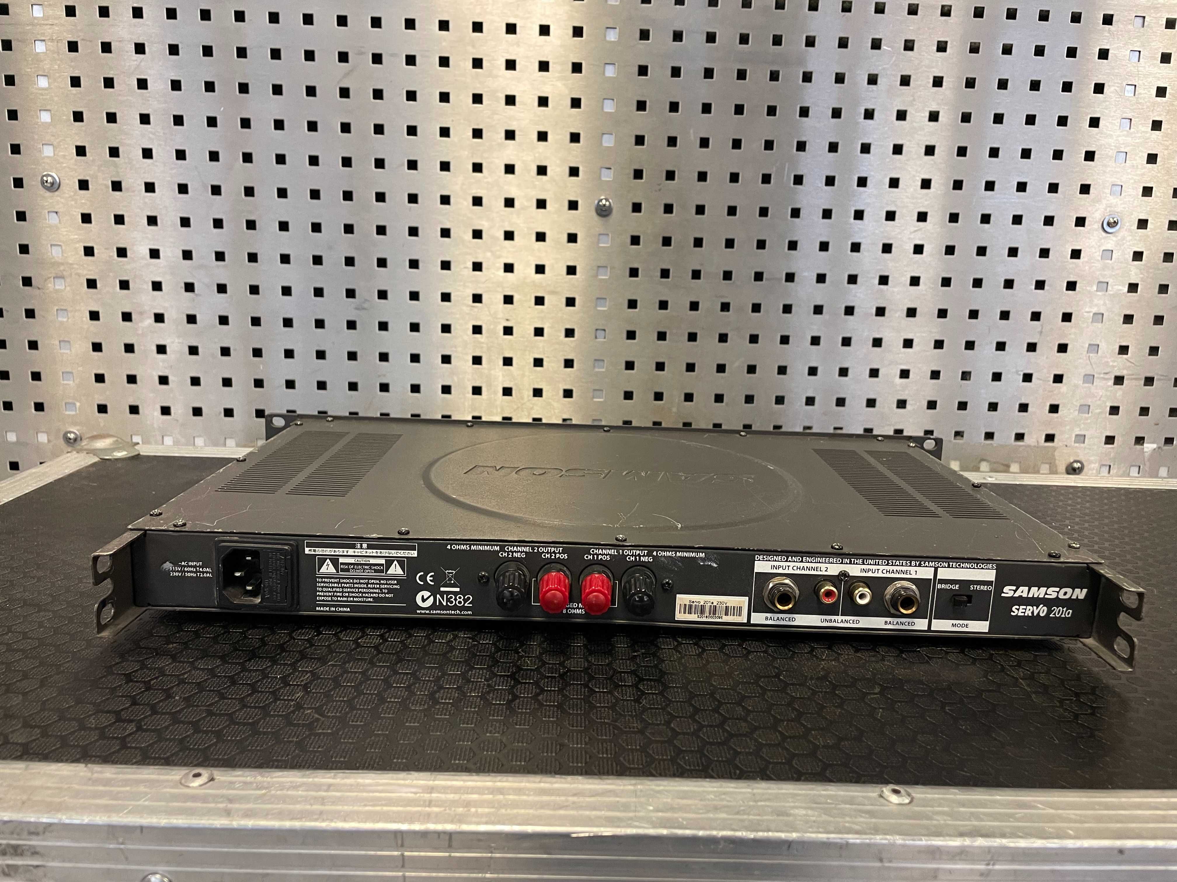 Wzmacniacz, końcówka mocy studyjna Samson Servo 201a - 2x100W RMS w 4R