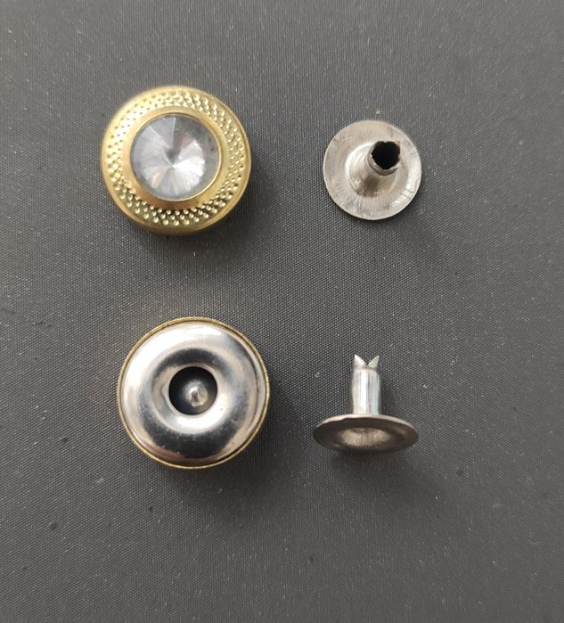 Заклепки (холітени) діаметром 12 мм і 9 мм для джинсів, сумок, одягу.